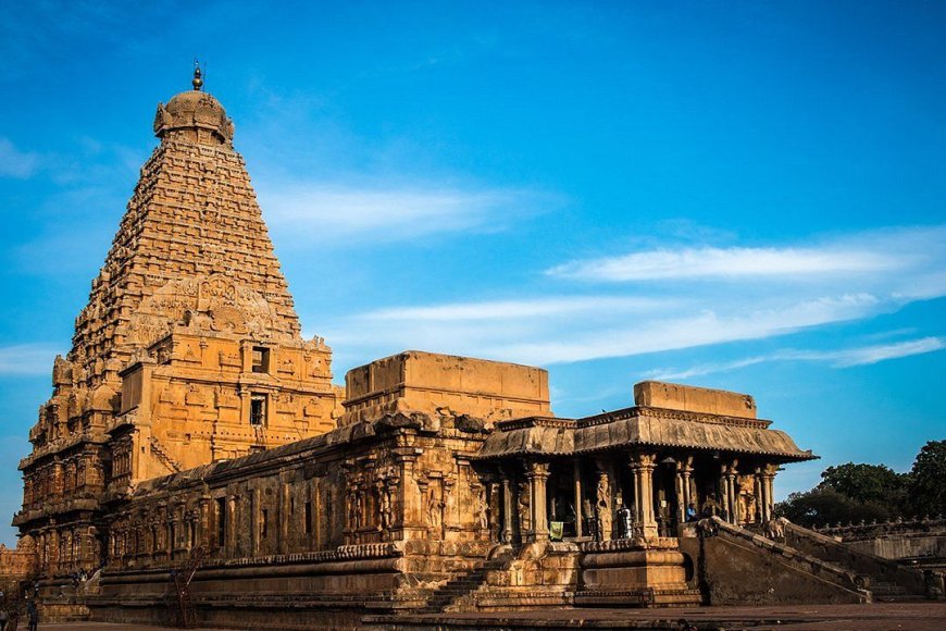 தஞ்சை பெரிய கோவில் வரலாறு | Thanjai periya kovil history in Tamil