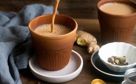 முதலில் பால் அல்லது முதலில் தண்ணீர்? சரியான சாய் தயாரிக்க சரியான வழி