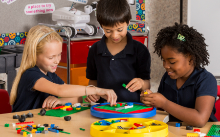 குழந்தைகள் கண்டுபிடிப்பாளர்கள் தினம்