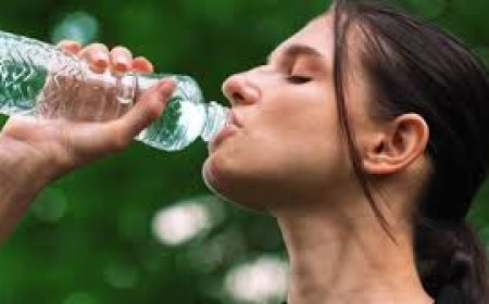 இந்த பழங்களை சாப்பிட்ட பிறகு தண்ணீர் குடிக்க கூடாதாம்.! ஏன் தெரியுமா.?