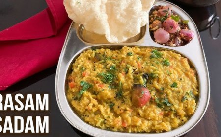 நீங்க வைக்கிற  ரசம் எப்பவும் சொதப்புமா?  இப்படி ரசம் சாதம் செய்யுங்க...