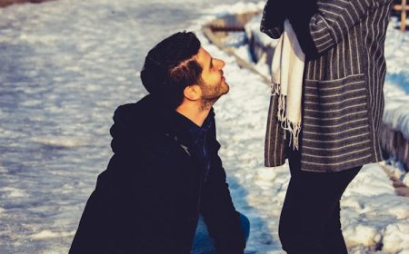 அவளின்றி அசையா ஓர் அணு