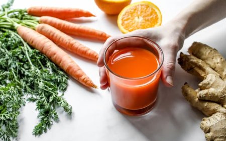 தினமும் காலை 1 கிளாஸ் கேரட் ஜூஸ்; அதுவும் 'இப்படி' குடிங்க.. முழு பலனும் கிடைக்கும்!