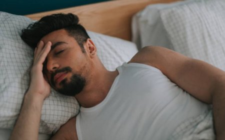 Best Sleeping Position: தூங்கும் போது எப்படி தூங்க வேண்டும் தெரியுமா?