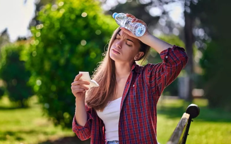 அதிகப்படியான உடல் சூட்டைக் குறைக்க 7 எளிய வழிகள்