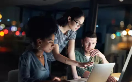 நைட் ஷிப்ட்ல வேலை செய்றீங்களா? அப்போ என்ன சாப்பிடலாம்? என்ன சாப்பிட கூடாது!