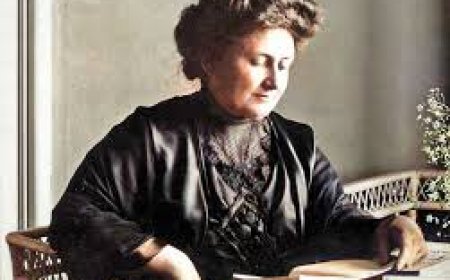 மரியா மாண்டிசோரி – மாண்டிசோரி ( Montessori ) முறை கல்வியை உருவாக்கியவர்