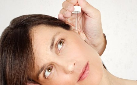 உங்க காதில் இருக்கும் அழுக்கை வீட்டிலேயே சுத்தம் செய்யலாம்; வெறும் 5 நிமிடம் போதும்