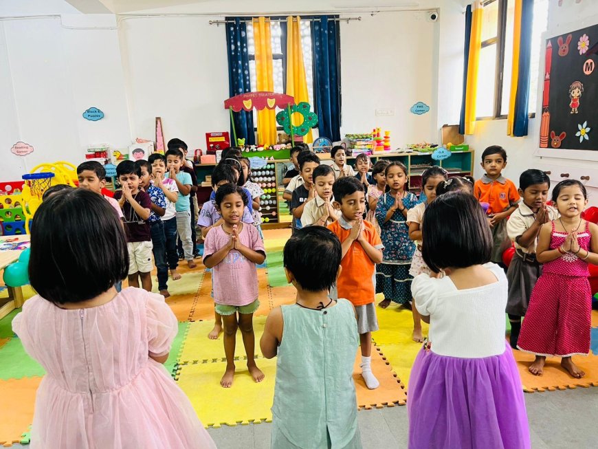 2. காலை நேர இறைவணக்கக் கூட்டம் (Morning Assembly Fun)